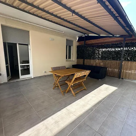 Apartment Mutina 3 *