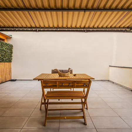 Apartment Mutina 3 *